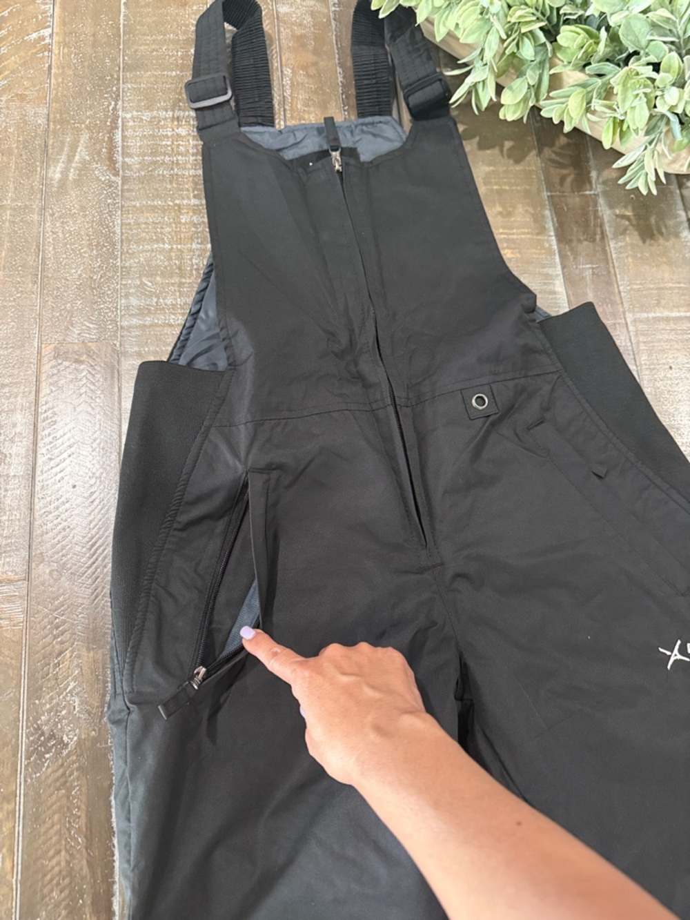 Arctix Women's Insulated Bibs in Slate Gray and Black - Size SMALL - Picture 6 of 12